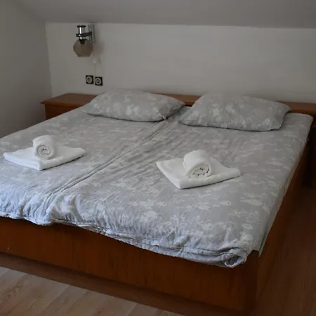 Apartma Narava Apartment *